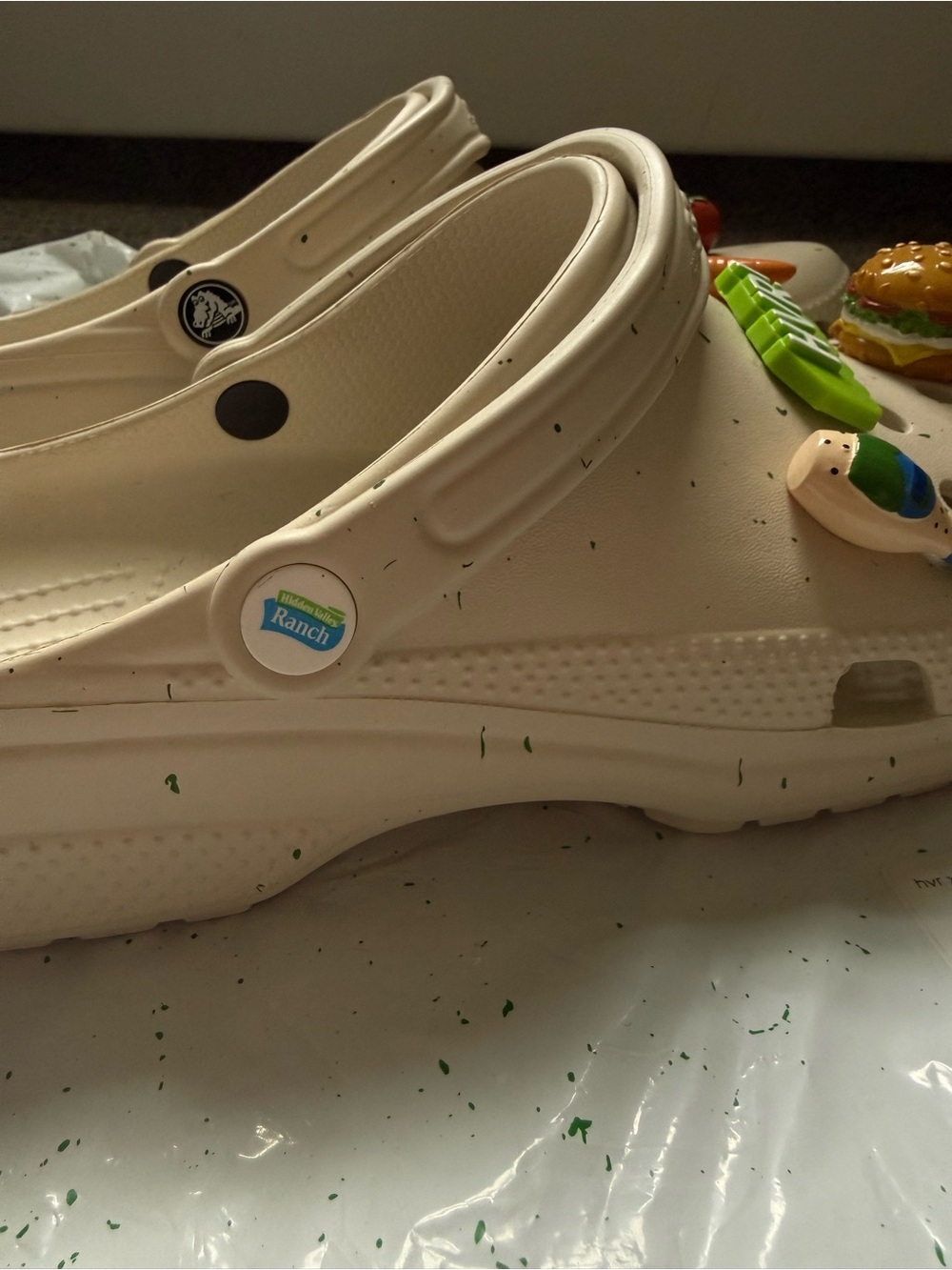 NWT LIMITED EDITION Crocs Classic Clog Hidden X Valley Ranch collaboration - Picture 4 of 6